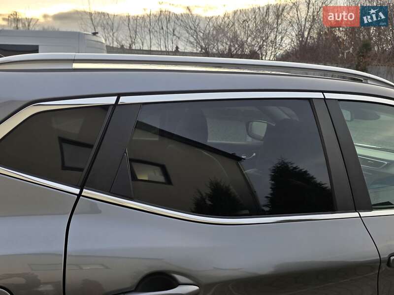 Внедорожник / Кроссовер Nissan Qashqai 2017 в Ивано-Франковске