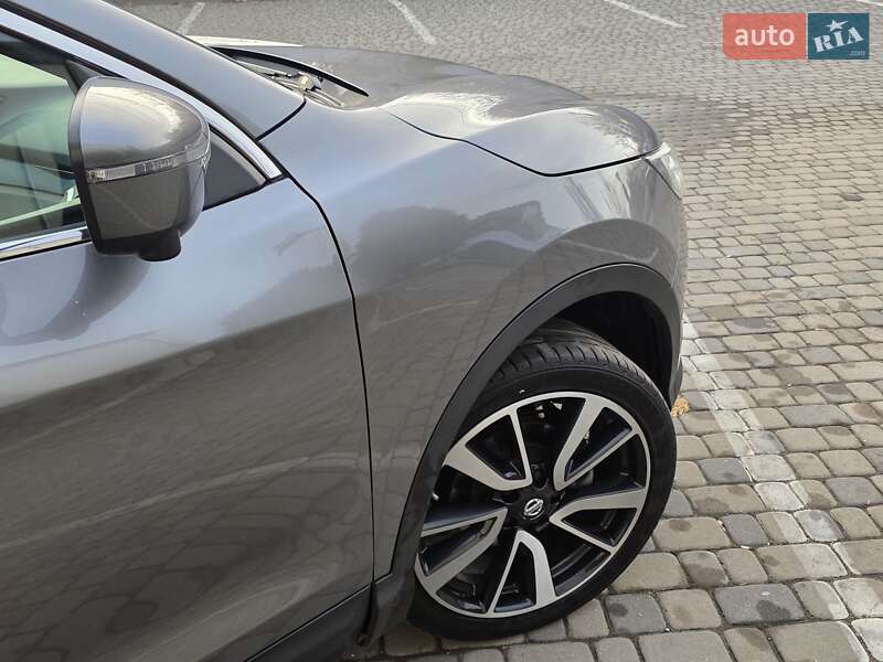 Внедорожник / Кроссовер Nissan Qashqai 2017 в Ивано-Франковске