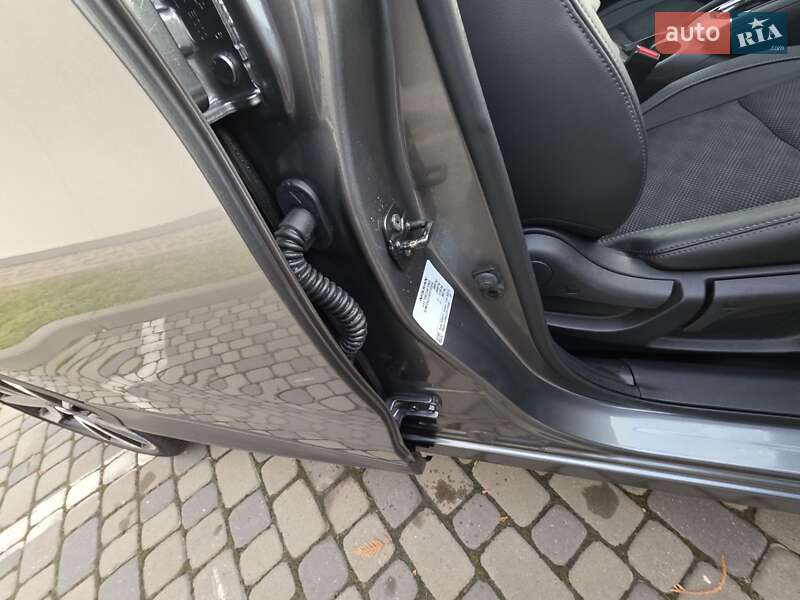 Внедорожник / Кроссовер Nissan Qashqai 2017 в Ивано-Франковске