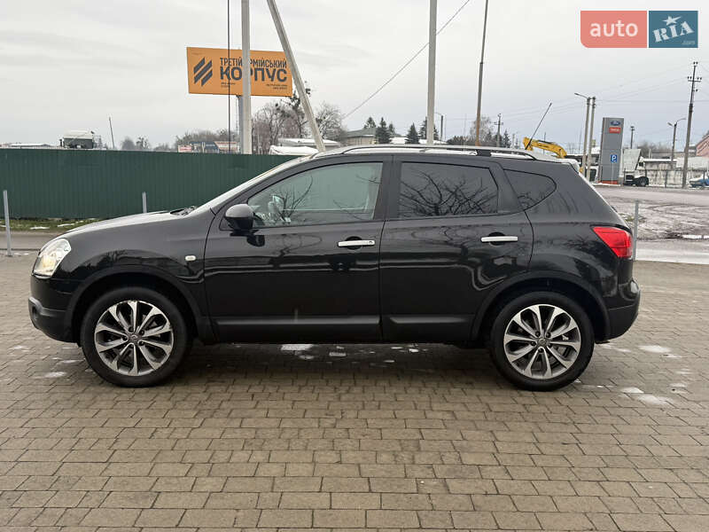 Позашляховик / Кросовер Nissan Qashqai 2009 в Львові
