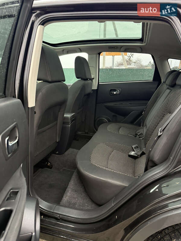 Позашляховик / Кросовер Nissan Qashqai 2009 в Львові