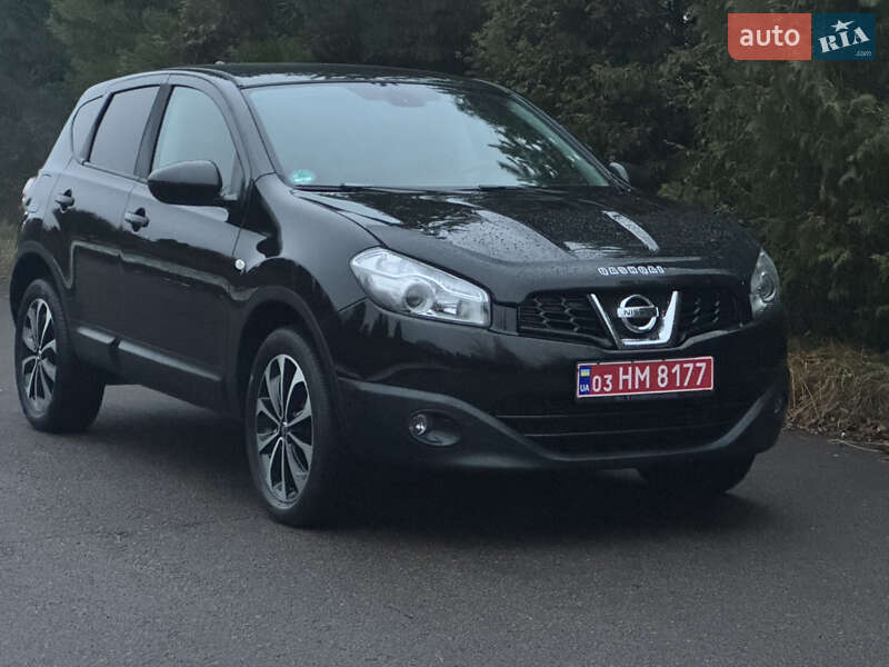 Позашляховик / Кросовер Nissan Qashqai 2012 в Рівному