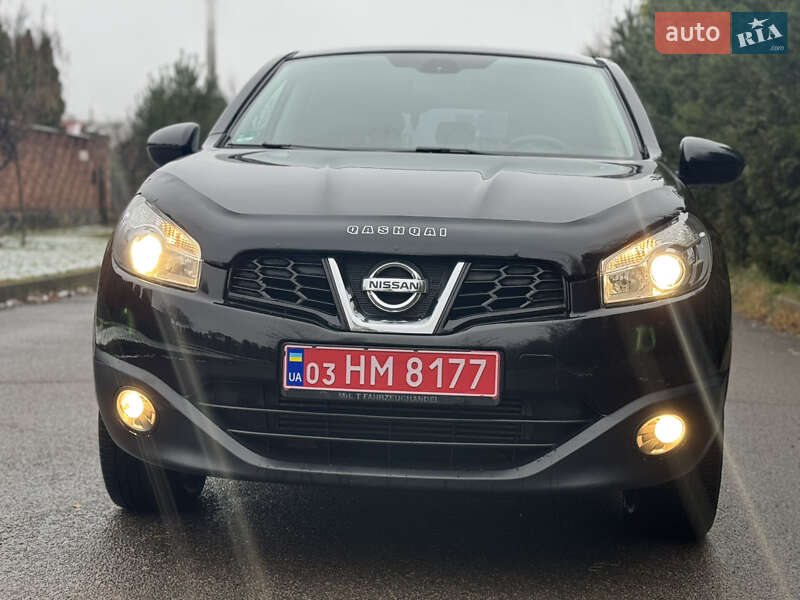 Позашляховик / Кросовер Nissan Qashqai 2012 в Рівному