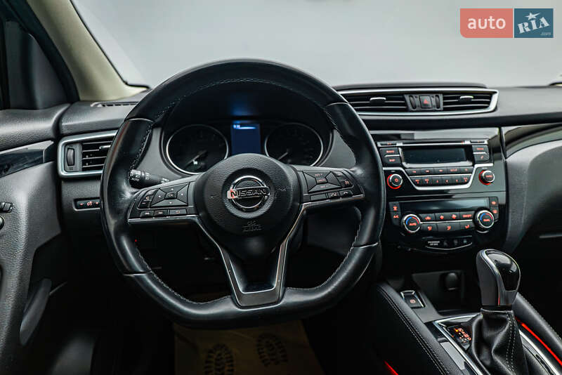 Внедорожник / Кроссовер Nissan Qashqai 2020 в Киеве
