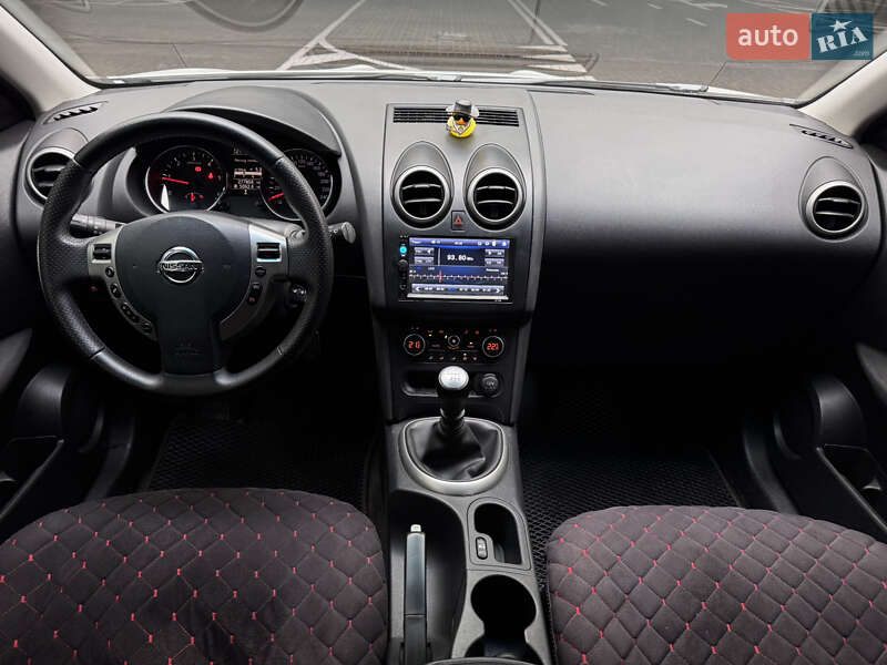 Позашляховик / Кросовер Nissan Qashqai 2012 в Києві