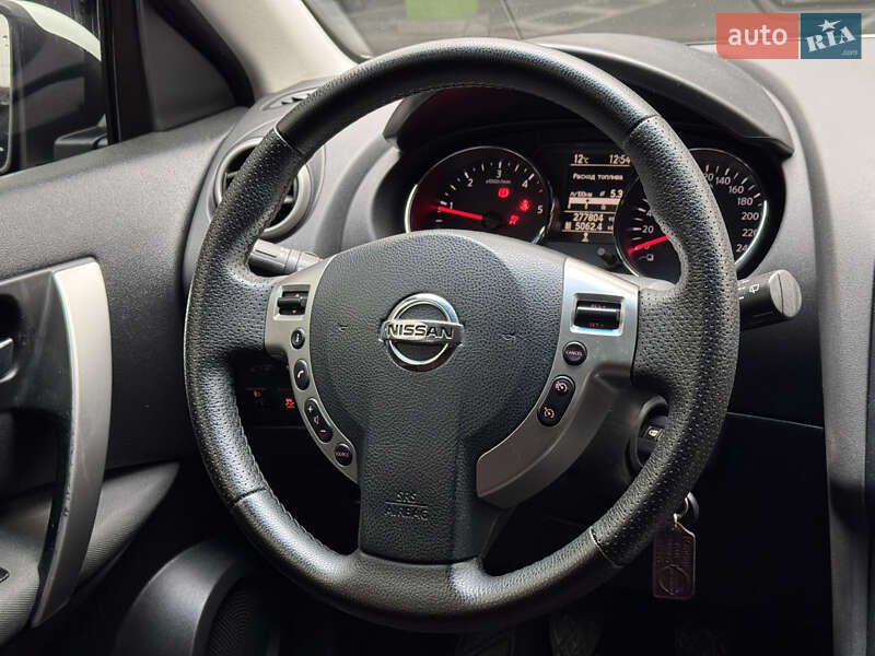 Позашляховик / Кросовер Nissan Qashqai 2012 в Києві