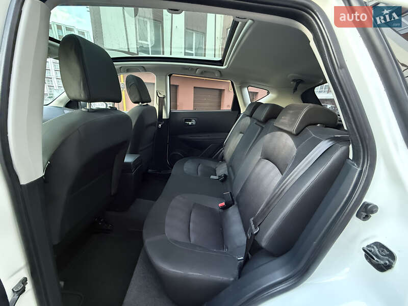 Внедорожник / Кроссовер Nissan Qashqai 2012 в Ивано-Франковске