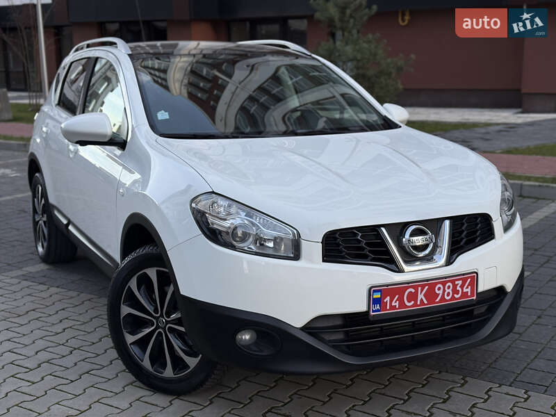 Внедорожник / Кроссовер Nissan Qashqai 2012 в Ивано-Франковске