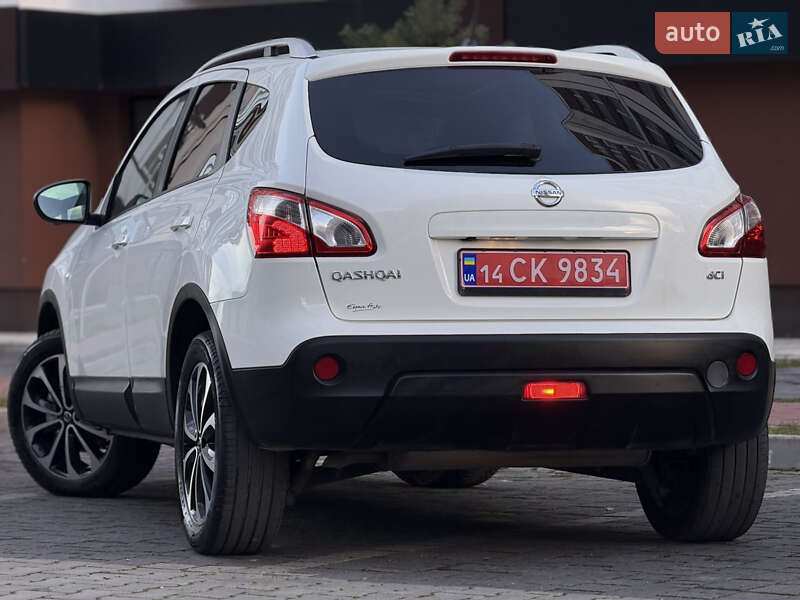 Внедорожник / Кроссовер Nissan Qashqai 2012 в Ивано-Франковске