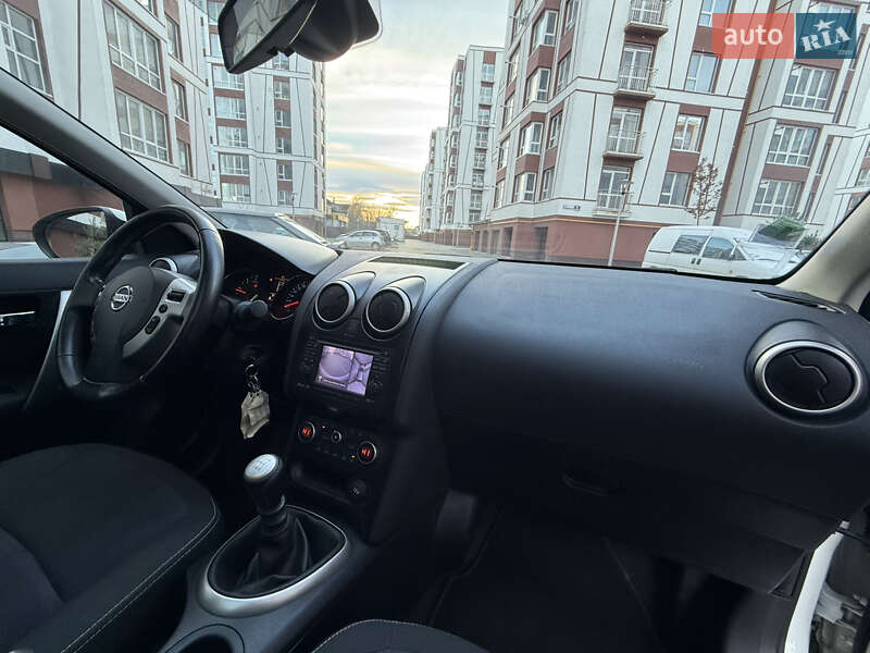 Внедорожник / Кроссовер Nissan Qashqai 2012 в Ивано-Франковске