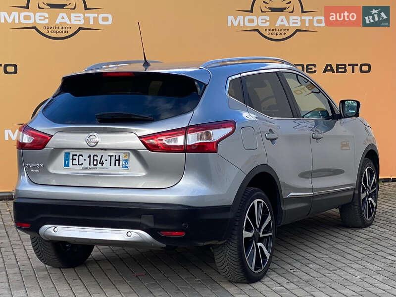 Внедорожник / Кроссовер Nissan Qashqai 2016 в Ровно