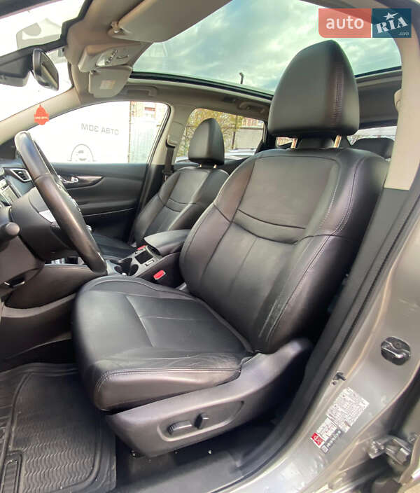 Внедорожник / Кроссовер Nissan Qashqai 2016 в Ровно