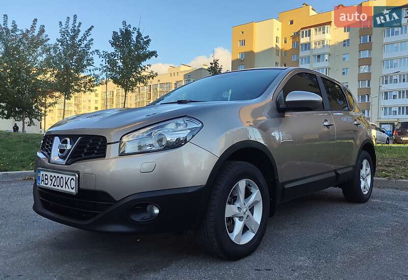 Внедорожник / Кроссовер Nissan Qashqai 2011 в Виннице