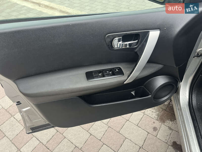 Внедорожник / Кроссовер Nissan Qashqai 2008 в Сарнах