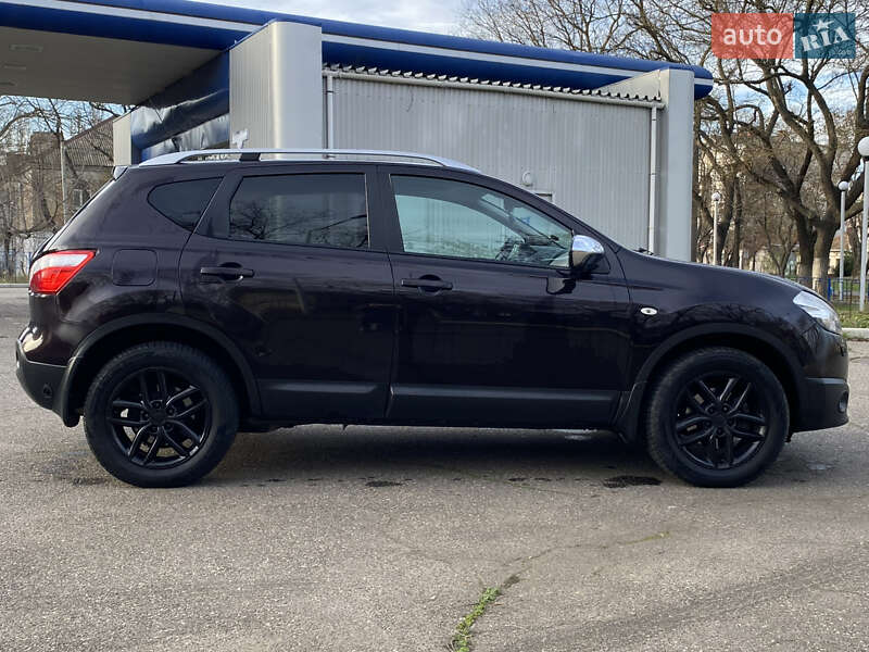 Позашляховик / Кросовер Nissan Qashqai 2012 в Миколаєві