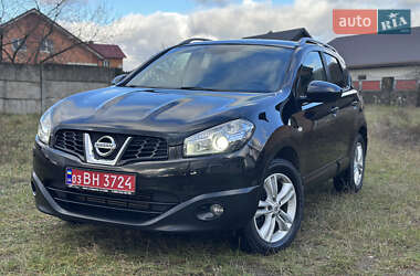 Позашляховик / Кросовер Nissan Qashqai 2011 в Луцьку