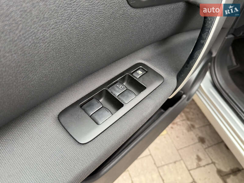 Позашляховик / Кросовер Nissan Qashqai 2012 в Тернополі