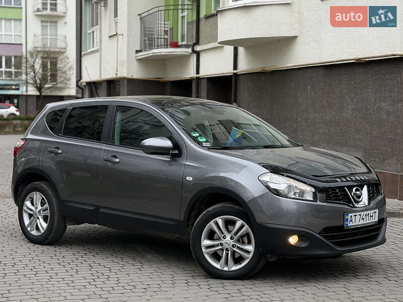 Позашляховик / Кросовер Nissan Qashqai 2011 в Івано-Франківську