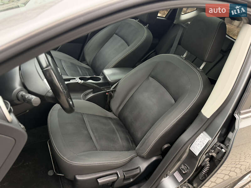 Позашляховик / Кросовер Nissan Qashqai 2011 в Івано-Франківську