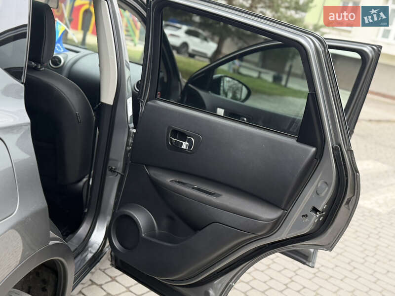 Позашляховик / Кросовер Nissan Qashqai 2011 в Івано-Франківську