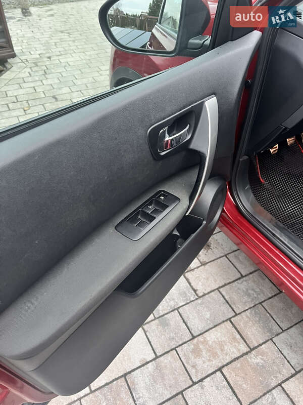 Позашляховик / Кросовер Nissan Qashqai 2012 в Вараші фото 7 Позашляховик / Кросовер Nissan Qashqai 2012 в Вараші