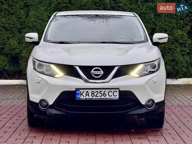 Позашляховик / Кросовер Nissan Qashqai 2015 в Києві