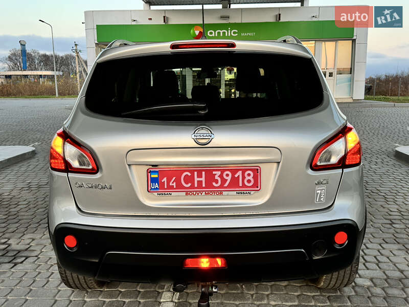 Позашляховик / Кросовер Nissan Qashqai 2012 в Стрию