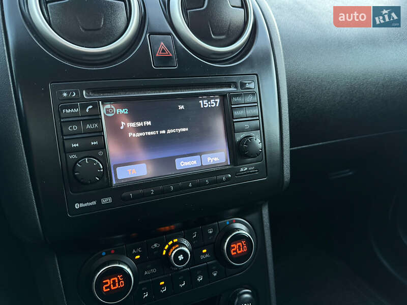 Позашляховик / Кросовер Nissan Qashqai 2012 в Стрию