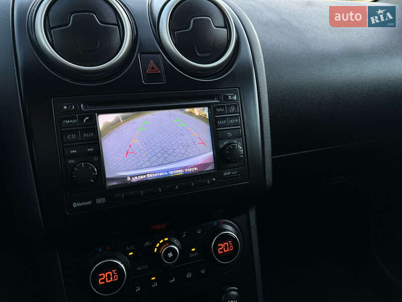 Позашляховик / Кросовер Nissan Qashqai 2012 в Стрию