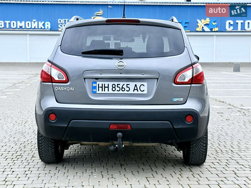 Позашляховик / Кросовер Nissan Qashqai 2013 в Одесі