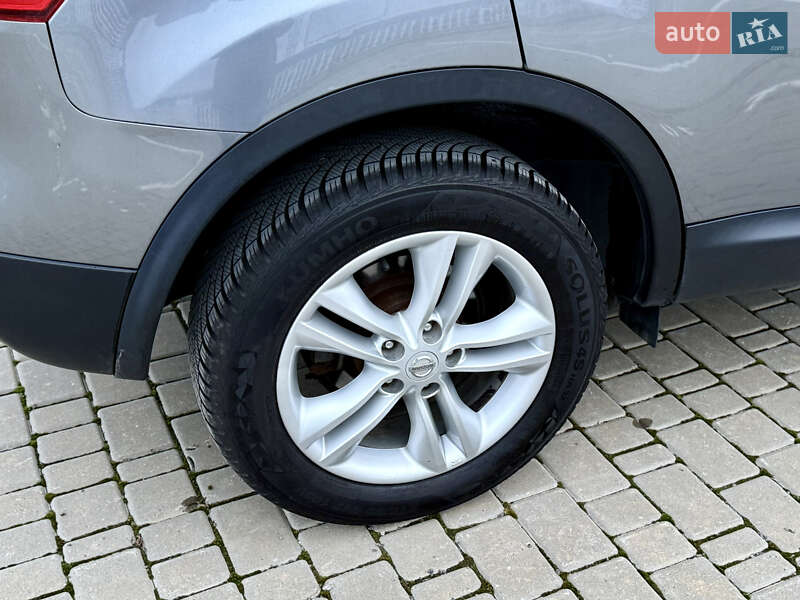 Позашляховик / Кросовер Nissan Qashqai 2013 в Одесі