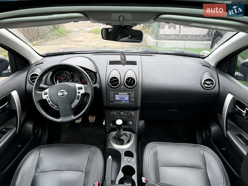 Позашляховик / Кросовер Nissan Qashqai 2013 в Одесі