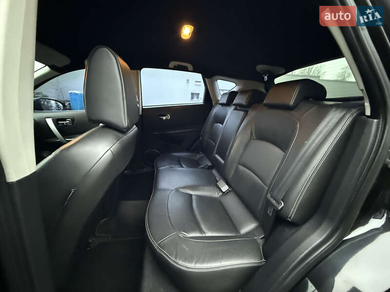 Позашляховик / Кросовер Nissan Qashqai 2008 в Києві