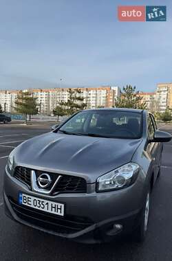 Позашляховик / Кросовер Nissan Qashqai 2012 в Миколаєві