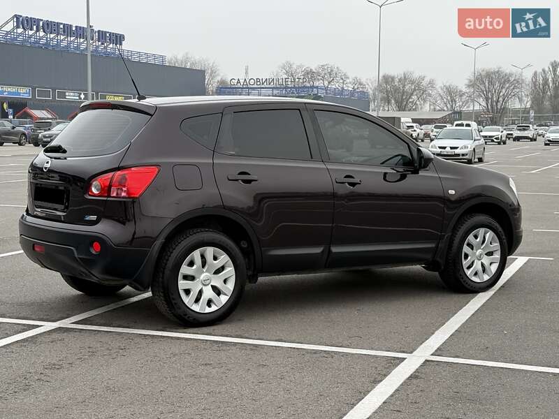 Внедорожник / Кроссовер Nissan Qashqai 2010 в Днепре