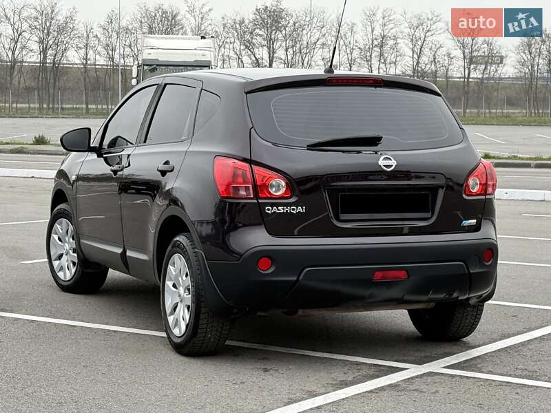 Внедорожник / Кроссовер Nissan Qashqai 2010 в Днепре