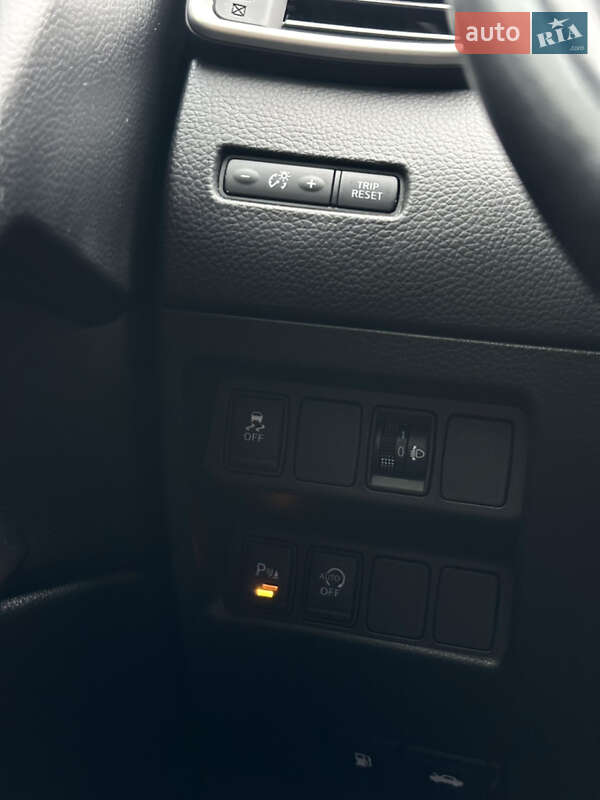 Внедорожник / Кроссовер Nissan Qashqai 2014 в Ровно фото 17 Внедорожник / Кроссовер Nissan Qashqai 2014 в Ровно