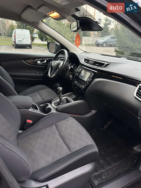 Внедорожник / Кроссовер Nissan Qashqai 2014 в Ровно фото 27 Внедорожник / Кроссовер Nissan Qashqai 2014 в Ровно