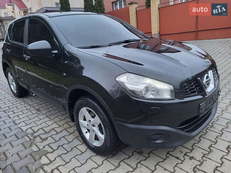 Внедорожник / Кроссовер Nissan Qashqai 2011 в Хмельницком