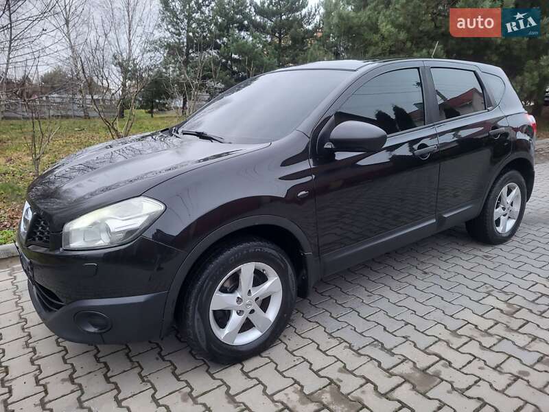 Внедорожник / Кроссовер Nissan Qashqai 2011 в Хмельницком