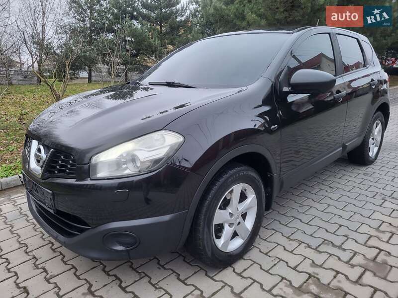 Внедорожник / Кроссовер Nissan Qashqai 2011 в Хмельницком