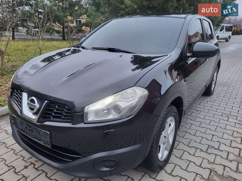Внедорожник / Кроссовер Nissan Qashqai 2011 в Хмельницком