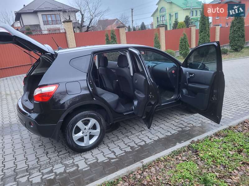 Внедорожник / Кроссовер Nissan Qashqai 2011 в Хмельницком