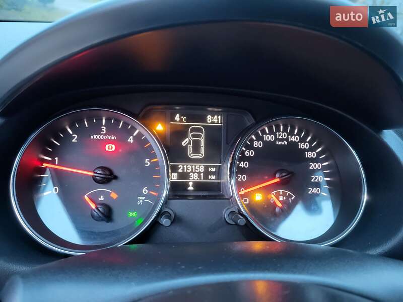 Внедорожник / Кроссовер Nissan Qashqai 2011 в Хмельницком