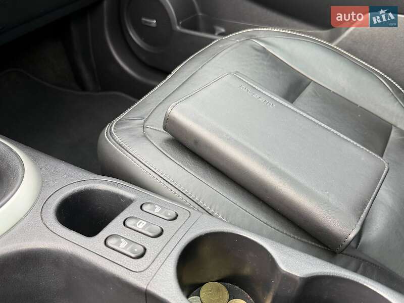 Позашляховик / Кросовер Nissan Qashqai 2011 в Черкасах фото 25 Позашляховик / Кросовер Nissan Qashqai 2011 в Черкасах