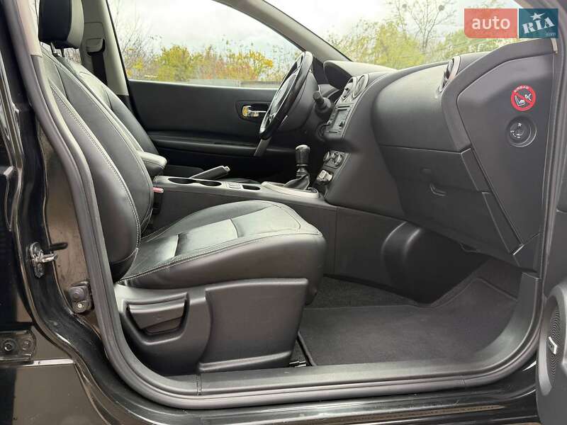 Позашляховик / Кросовер Nissan Qashqai 2011 в Черкасах фото 33 Позашляховик / Кросовер Nissan Qashqai 2011 в Черкасах
