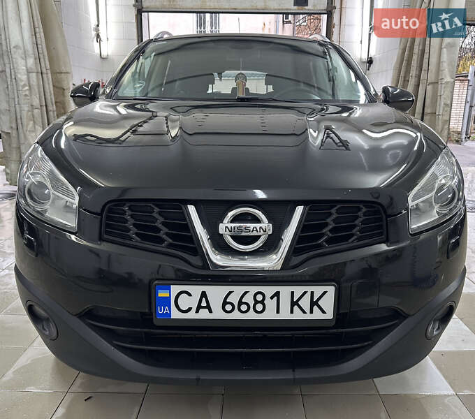 Внедорожник / Кроссовер Nissan Qashqai 2010 в Умани