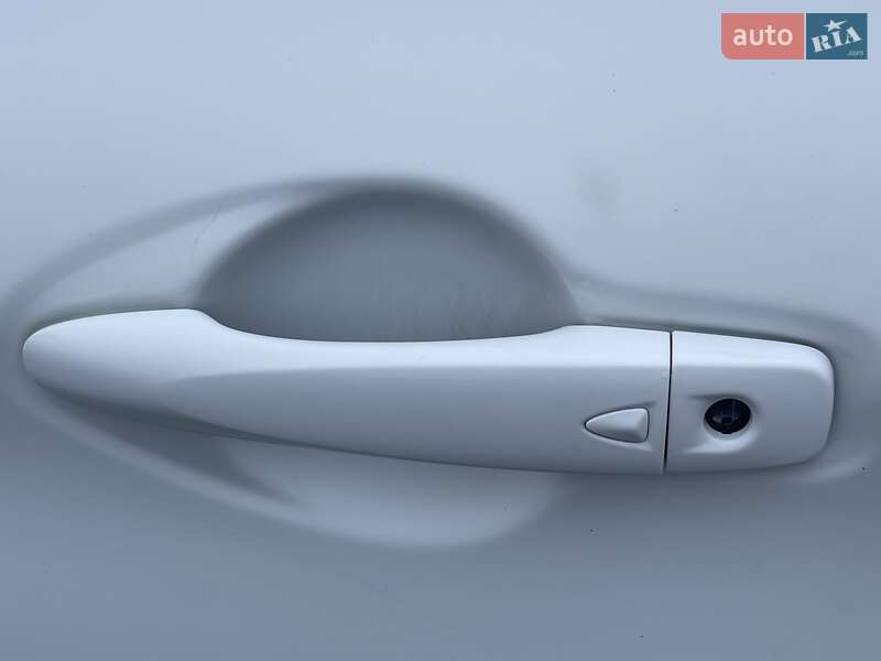 Позашляховик / Кросовер Nissan Qashqai 2015 в Ковелі