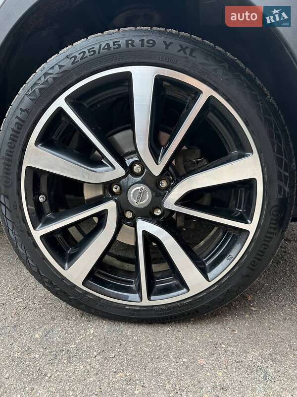 Позашляховик / Кросовер Nissan Qashqai 2014 в Сумах