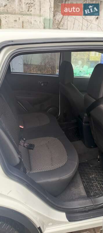 Позашляховик / Кросовер Nissan Qashqai 2008 в Коломиї фото 28 Позашляховик / Кросовер Nissan Qashqai 2008 в Коломиї
